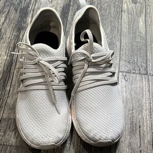 Merrell Women's Light Gray Slip On Athletic Shoes